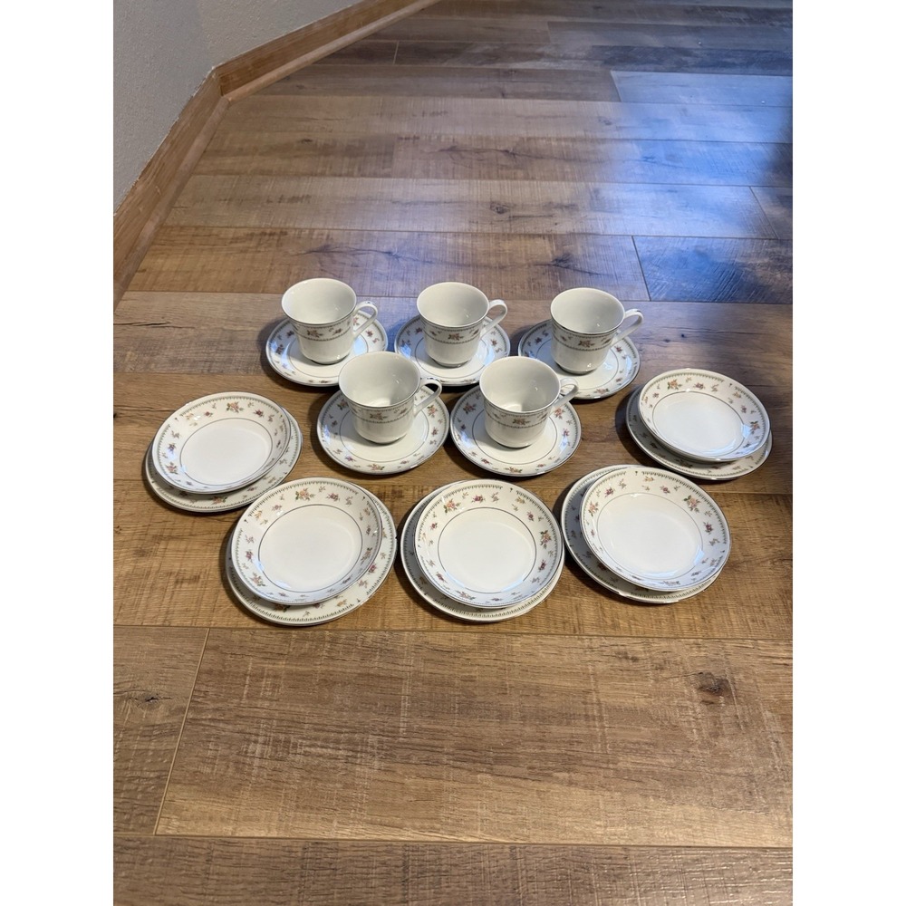 Abingdon Fine China Japan Floral Rose Tea Set Cups Saucers Plates Bowls 18pc